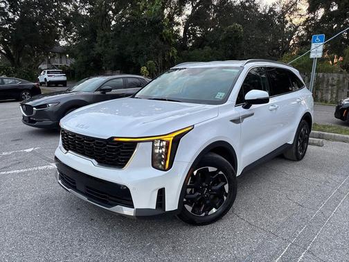 2024 Kia Sorento S