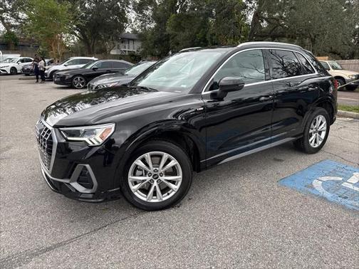 2023 Audi Q3 Premium 45 TFSI S line quattro Tiptronic