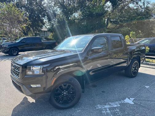 2024 Nissan Frontier SV