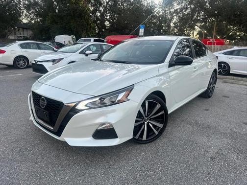 2021 Nissan Altima SR Intelligent AWD