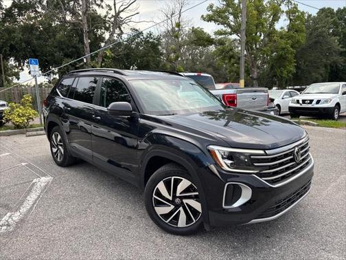 2024 Volkswagen Atlas 2.0T SE w/Technology 4MOTION