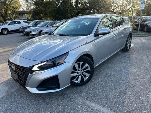 2023 Nissan Altima S FWD