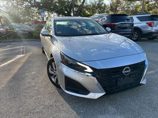 2023 Nissan Altima S FWD