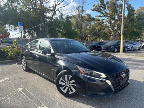 2023 Nissan Altima S FWD