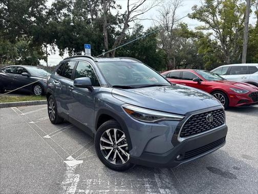 2022 Toyota Corolla Cross XLE