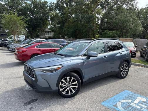 2022 Toyota Corolla Cross XLE