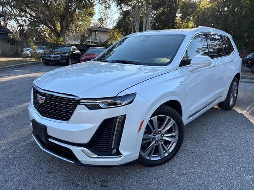 2024 Cadillac XT6 Premium Luxury FWD