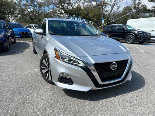 2021 Nissan Altima 2.5 SV