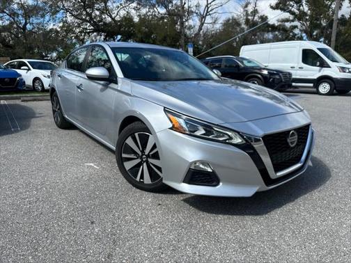 2021 Nissan Altima 2.5 SV