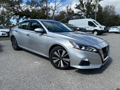 2021 Nissan Altima 2.5 SV