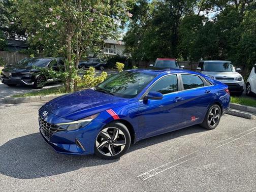 2022 Hyundai ELANTRA SEL