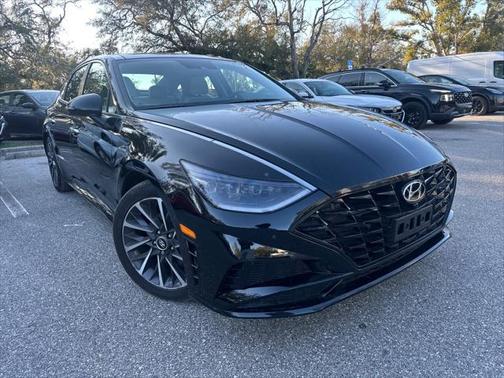 2022 Hyundai SONATA Limited