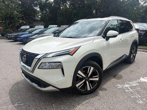 Pearl White Tricoat 2023 Nissan Rogue Platinum