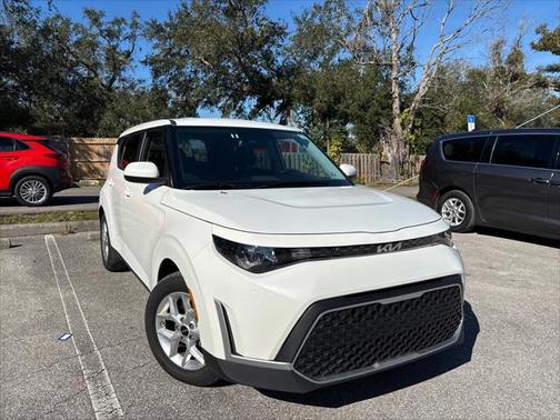 2024 Kia Soul LX