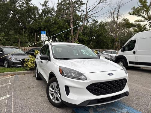 2022 Ford Escape S