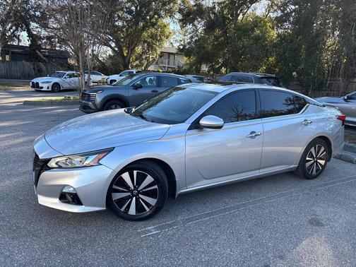 2019 Nissan Altima 2.5 SV