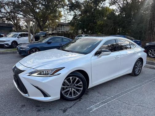 2024 Lexus ES 350 Base