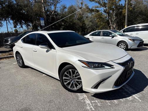 2024 Lexus ES 350 Base
