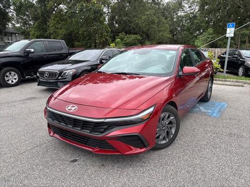 2024 Hyundai ELANTRA SEL