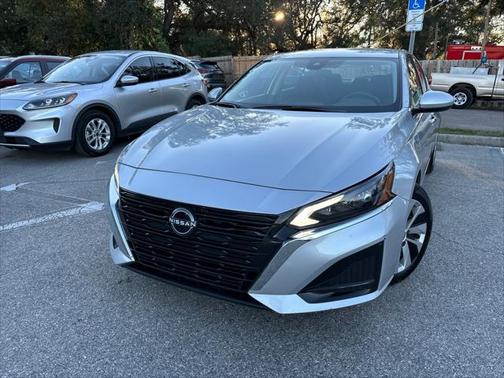 2023 Nissan Altima S FWD