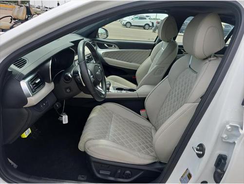 2022 Genesis G70 3.3T RWD