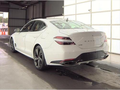2022 Genesis G70 3.3T RWD