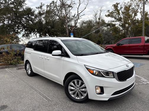 2017 Kia Sedona EX
