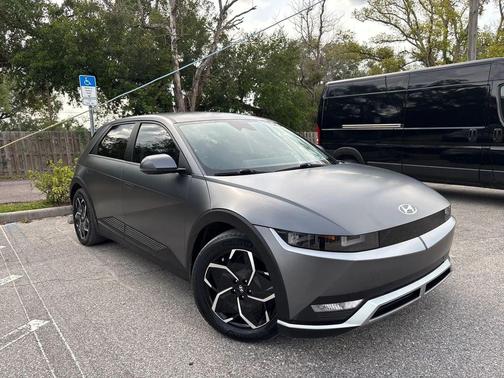 Shooting Star (Matte Gray) 2023 Hyundai IONIQ 5 SEL