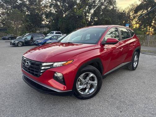 2023 Hyundai TUCSON SE