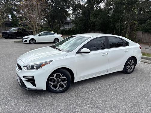 Clear White 2020 Kia Forte LXS