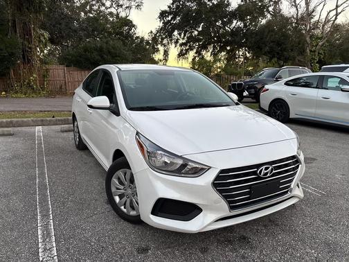 2021 Hyundai Accent SE