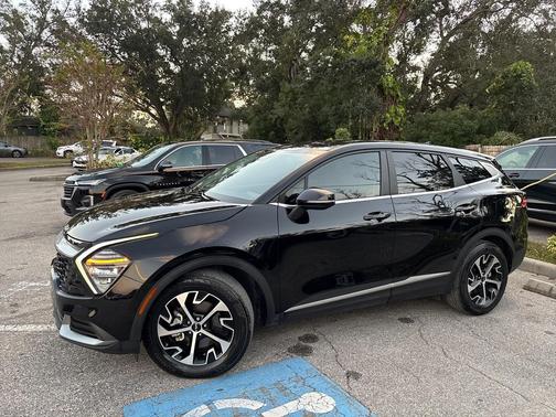 2024 Kia Sportage EX