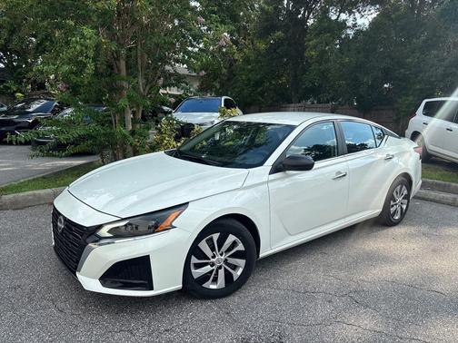 2024 Nissan Altima S FWD