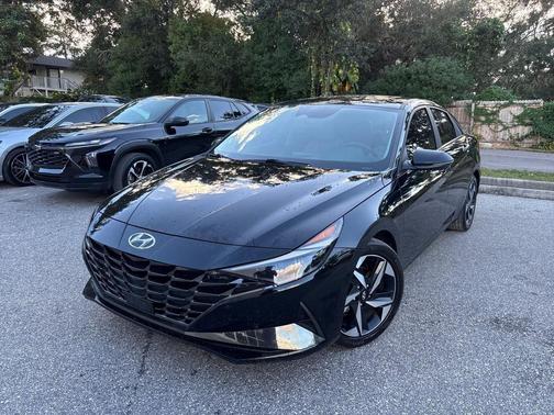 2023 Hyundai ELANTRA Limited