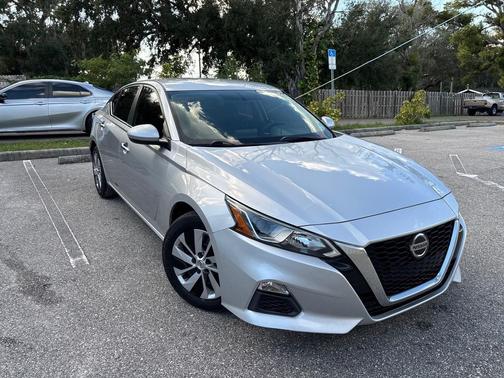 2020 Nissan Altima S FWD