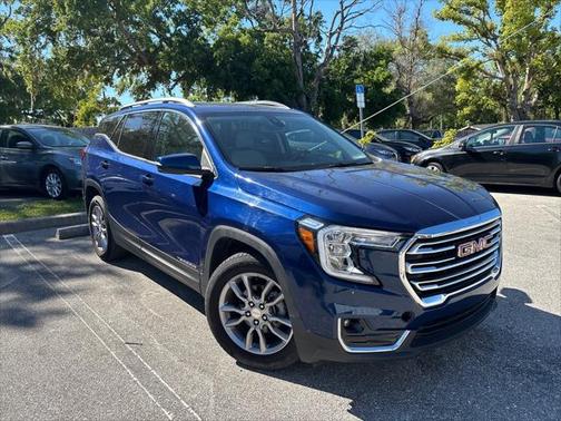 2022 GMC Terrain SLT