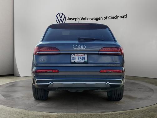 2022 Audi Q7 Premium Plus