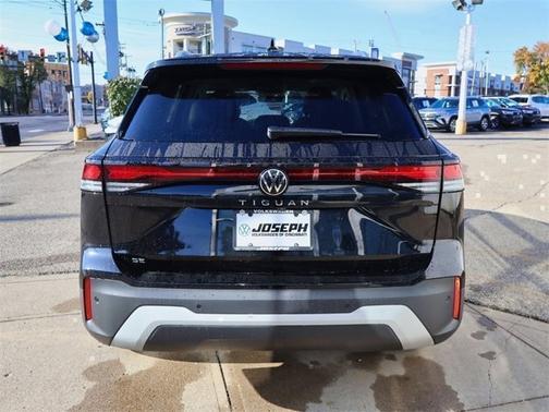 2026 Volkswagen Tiguan SE