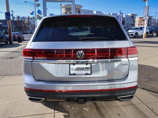 2026 Volkswagen Atlas 2.0T SEL