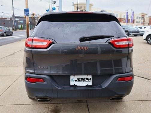2017 Jeep Cherokee 75th Anniversary Edition