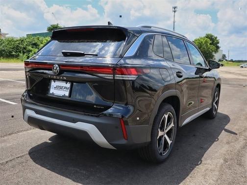 2025 Volkswagen Tiguan SE