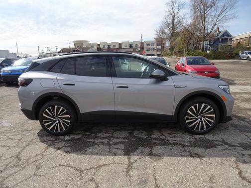 2025 Volkswagen ID.4 Pro