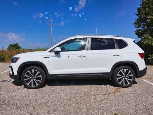 2022 Volkswagen Taos SE