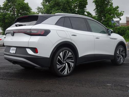 2025 Volkswagen ID.4 Pro S Plus