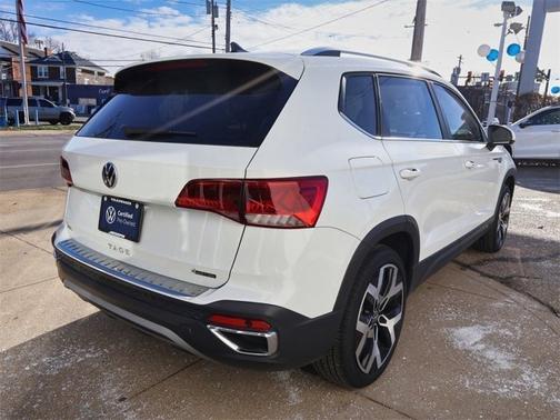 2023 Volkswagen Taos SEL
