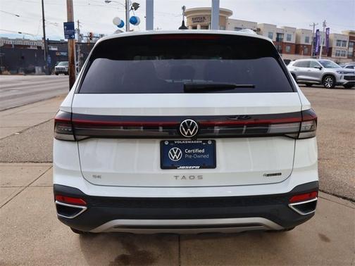 2025 Volkswagen Taos SE