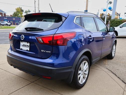 2017 Nissan Rogue Sport SV