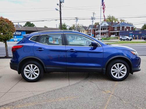 2017 Nissan Rogue Sport SV