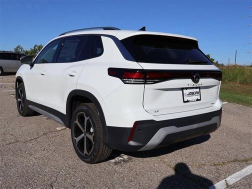 2025 Volkswagen Tiguan SE