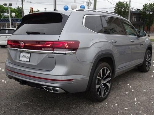 2025 Volkswagen Atlas 2.0T SEL Premium R-Line